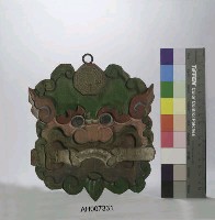 藏品(木製獅臉掛牌)的圖片